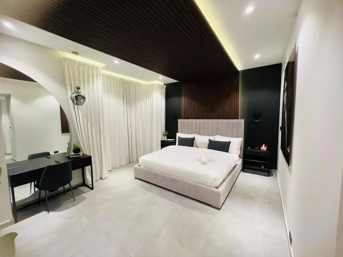 Ultimate 5Br Luxury I 2500 Sqf I Burj Inner Circle دبي الإمارات العربية المتحدة